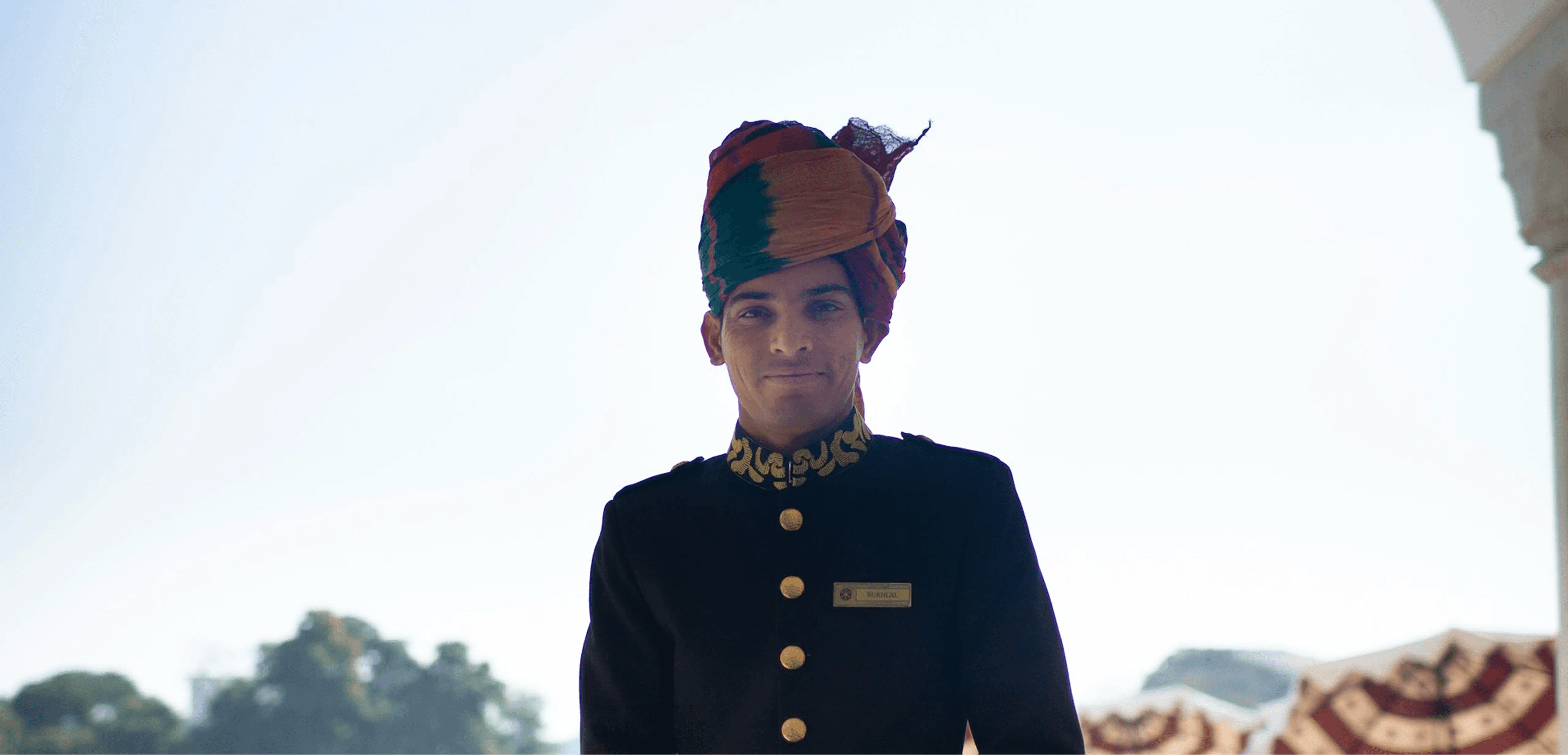 UWB waiter tracking improving service speed and reducing idle time in a quick service hotel